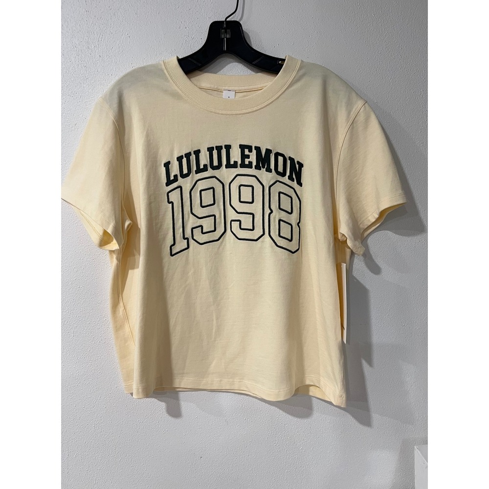 Lululemon Graphic Cotton T-Shirt Cream Yellow 1998 Collegiate Size 6 NWT - Picture 3 of 6